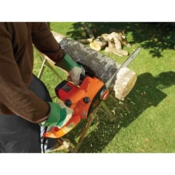 Black & Decker Black+Decker Elektro-Kettensäge CS2040 2.000 W 40 Cm Schwertlänge -Vitavia Verkäufe 185946 2012 3