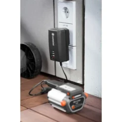 Gardena Schnell-Ladegerät QC18 Für 18 V Akkus 5 Gardena Schnell-Ladegerät QC18 Für 18 V Akkus -Vitavia Verkäufe 4078500025171 3050 3